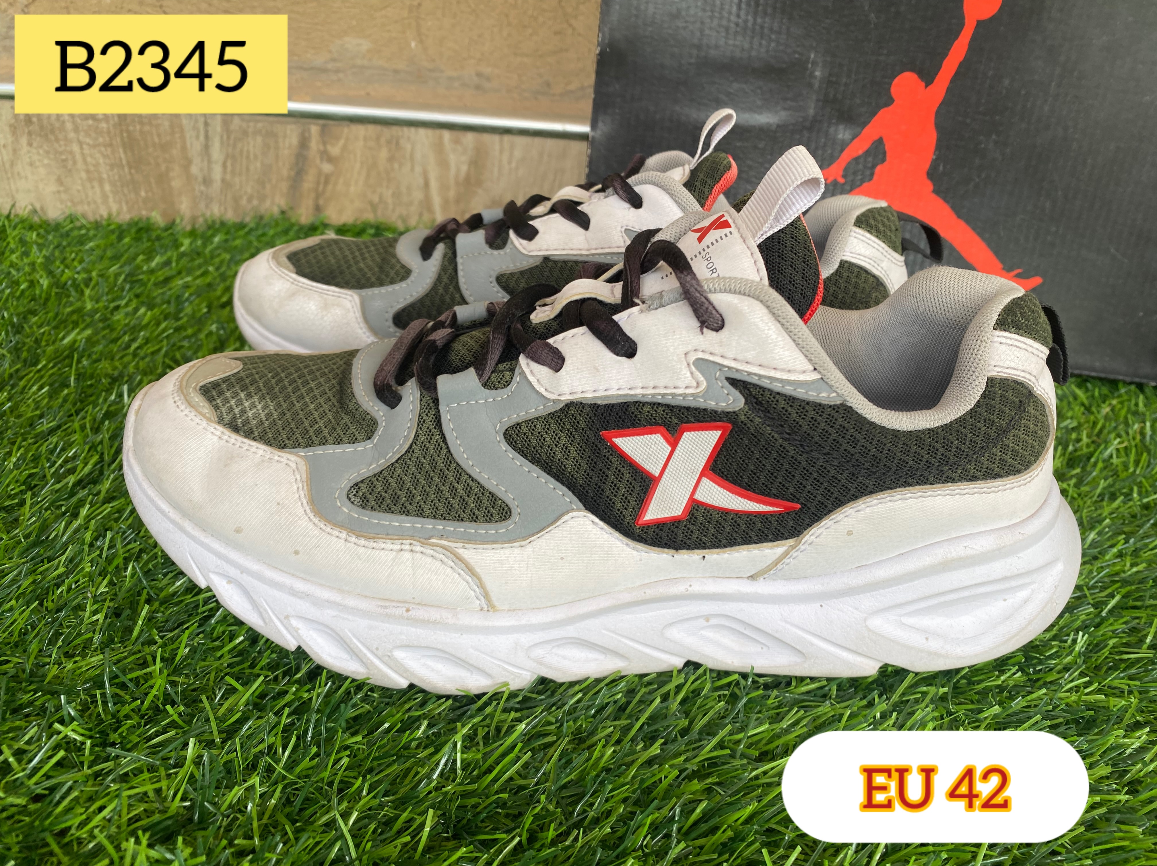 Men Sneakers