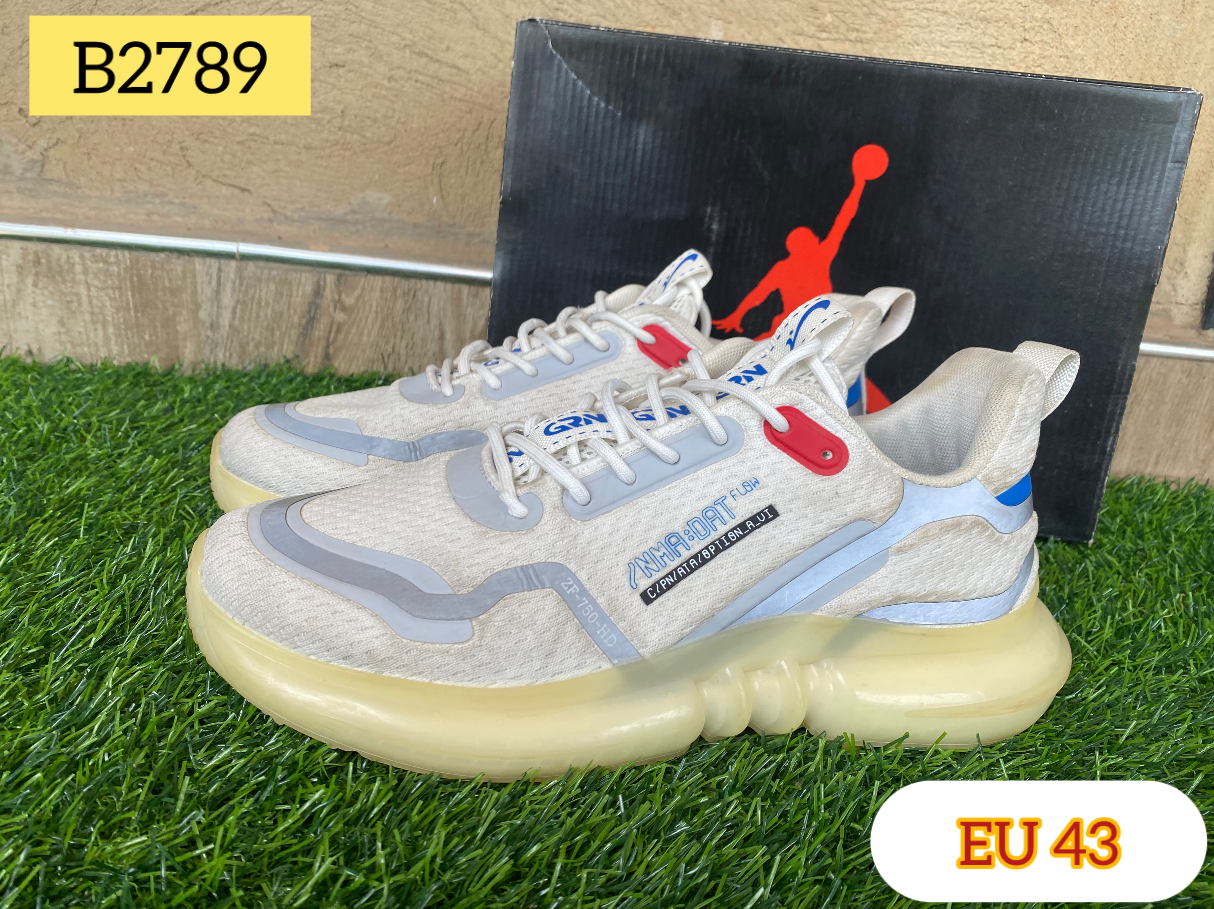 Men Sneakers