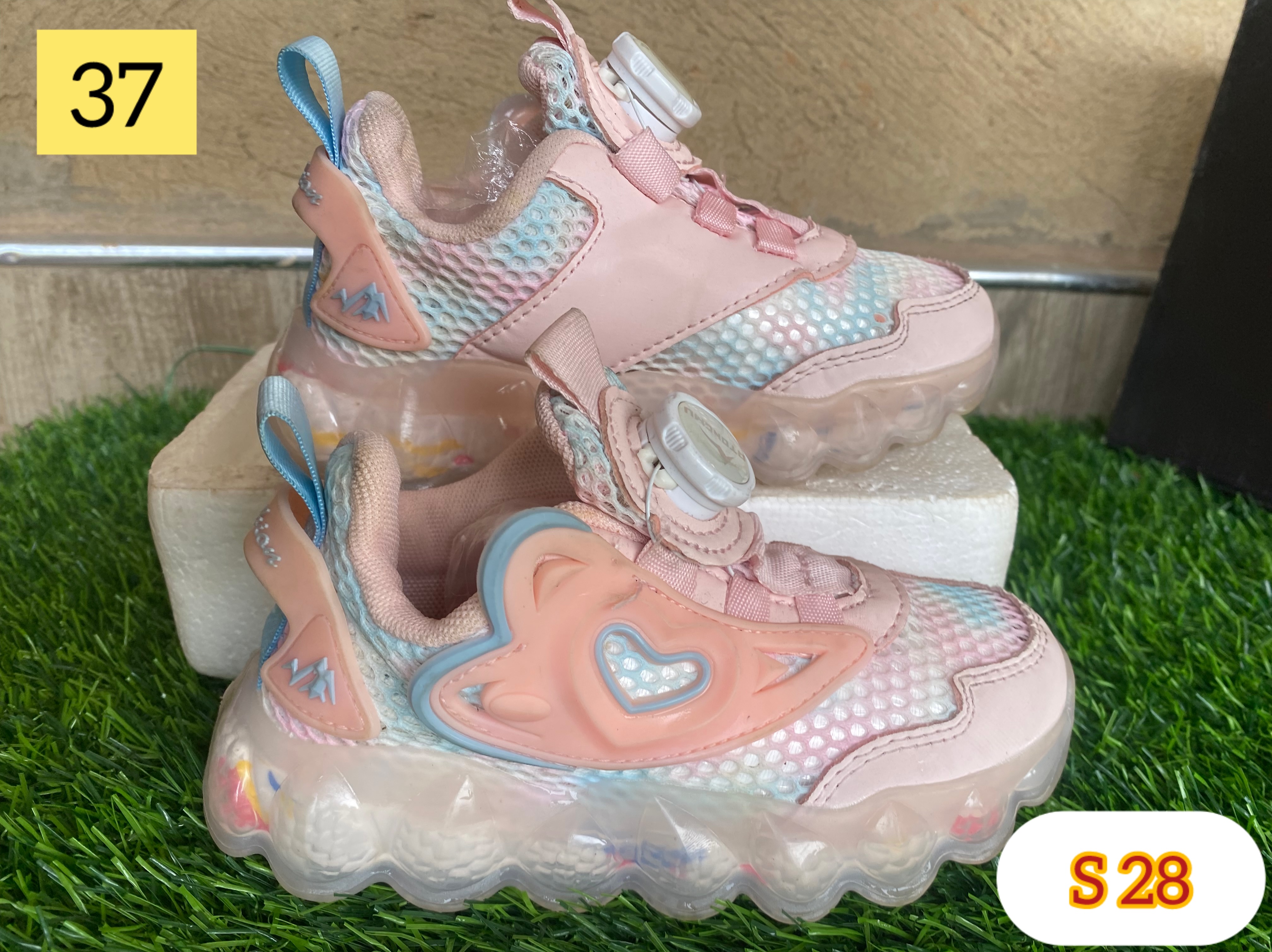 Kidz Dream Sneakers