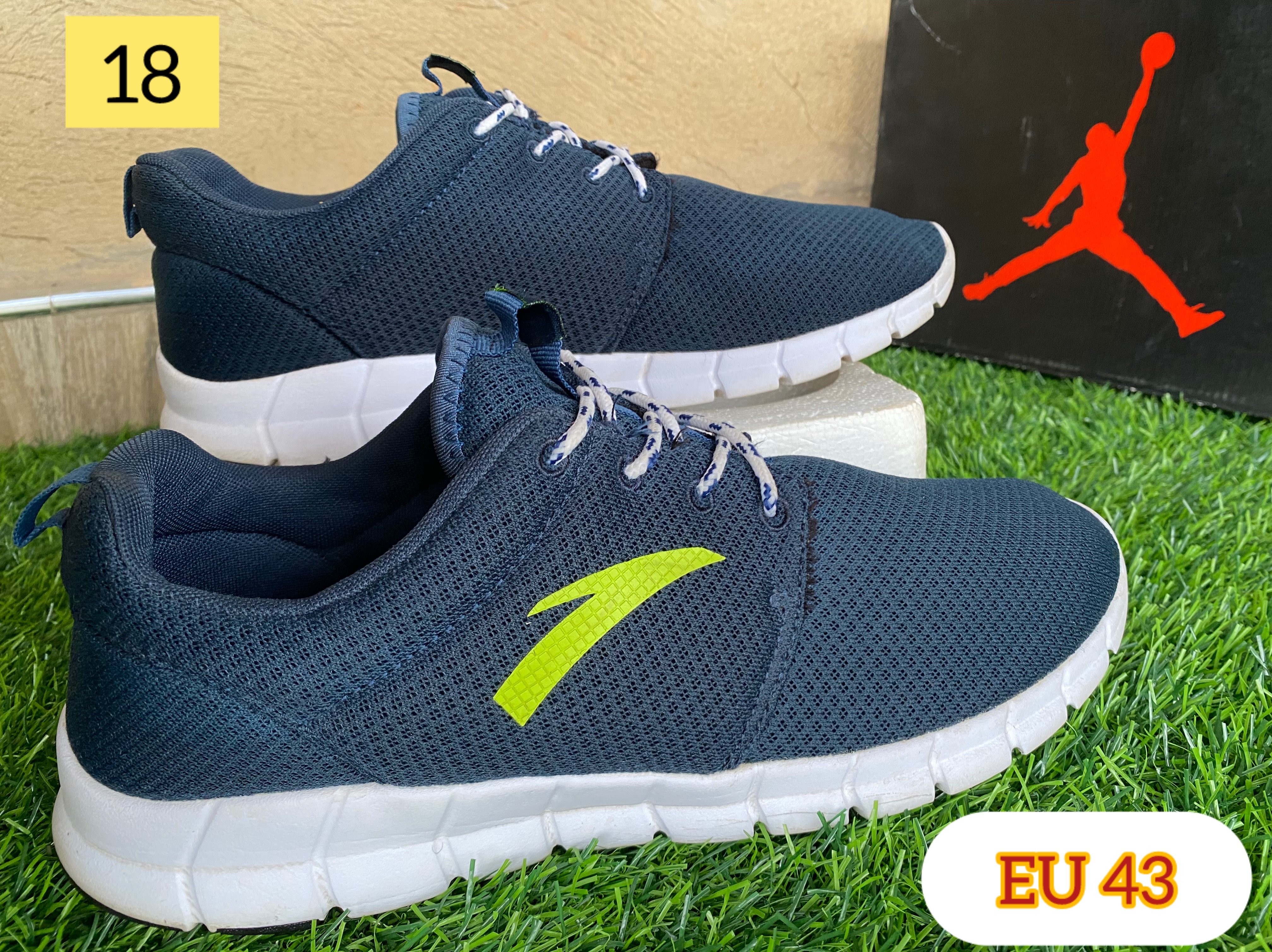 Men Sneakers