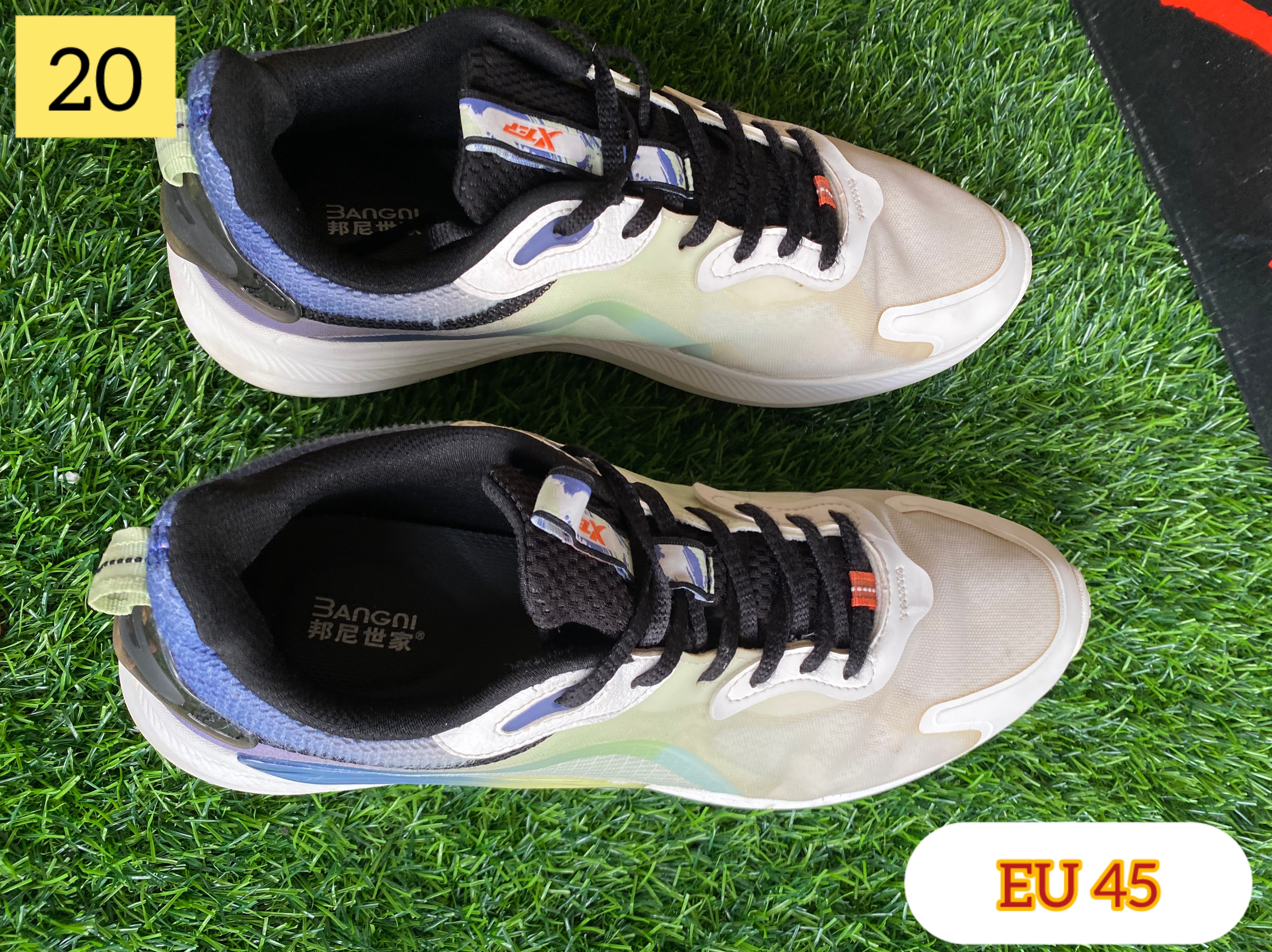 Men Sneakers