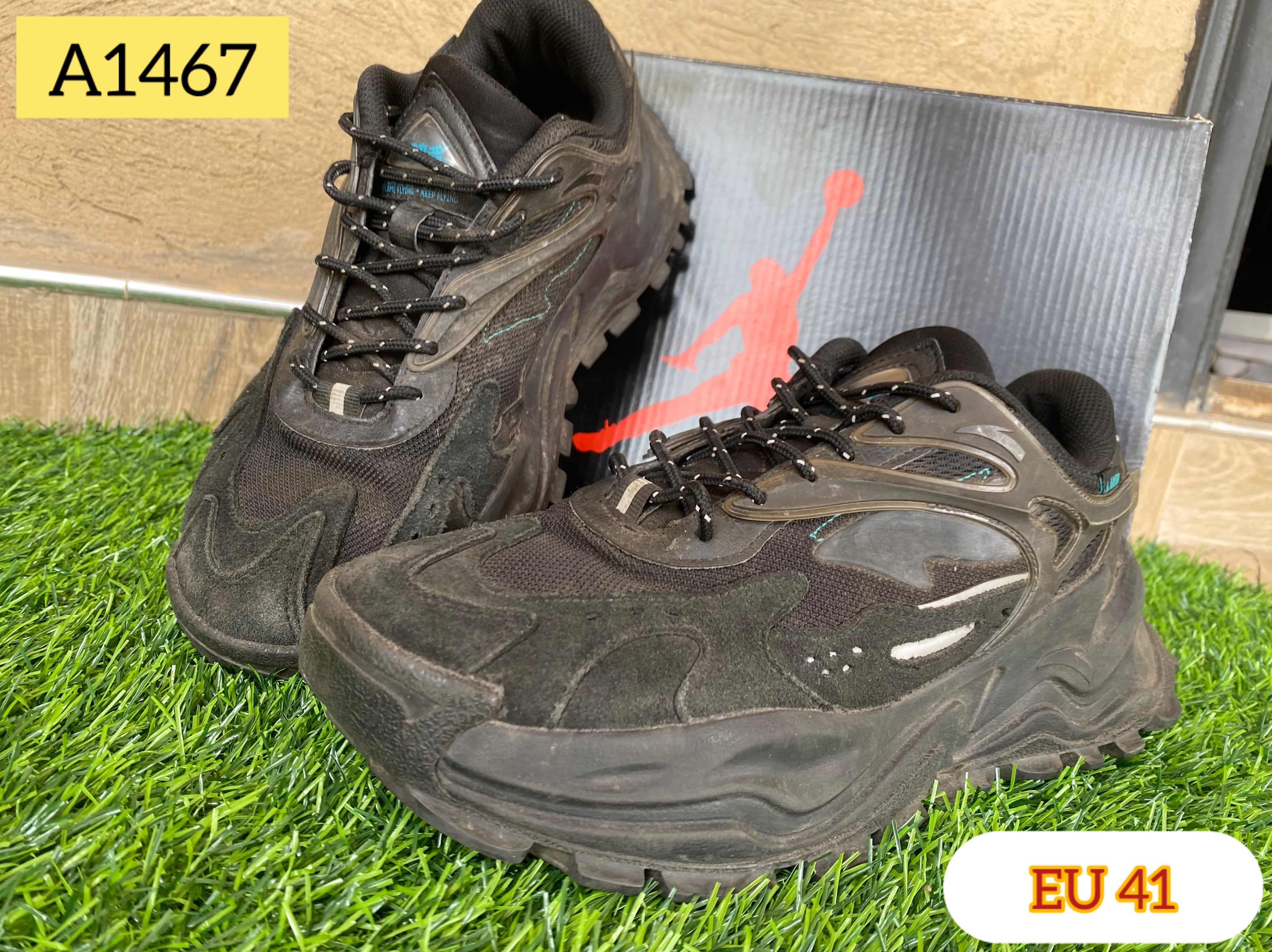 Men Sneakers