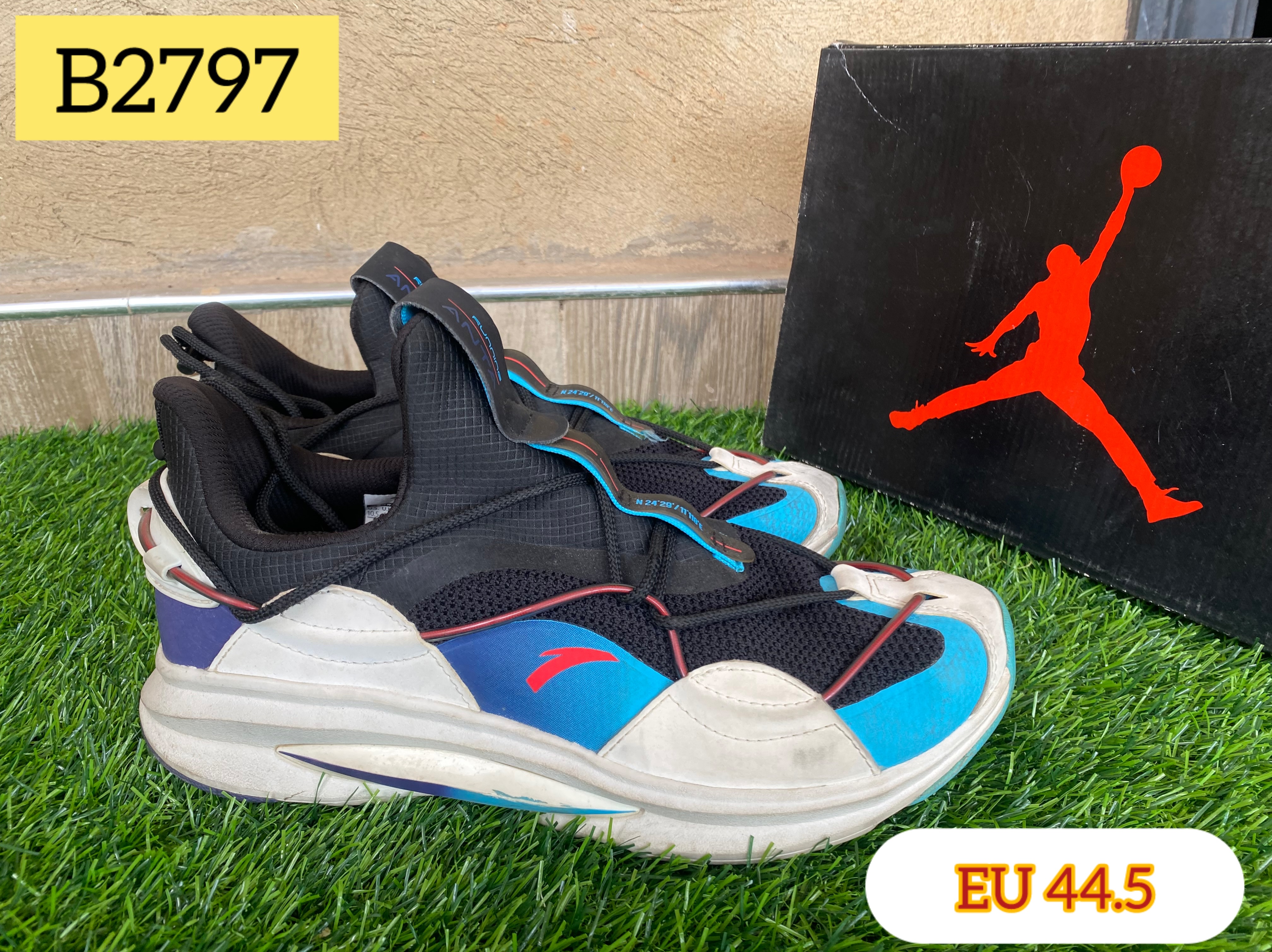 Men Sneakers