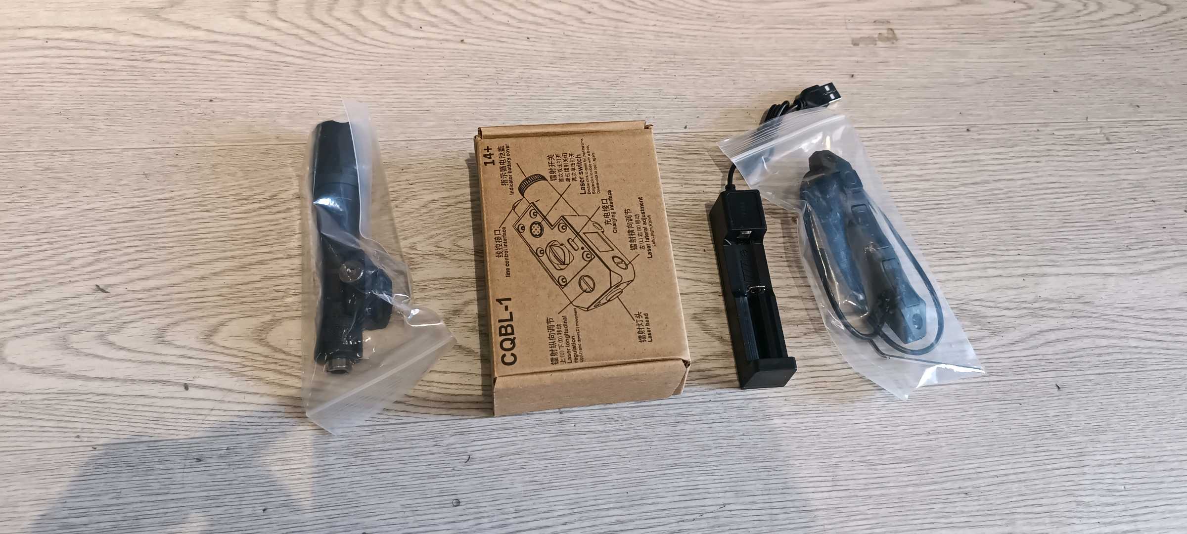 Lazer Fonar knopka zaryatchik - airsoft | SPORTGUN.UZ