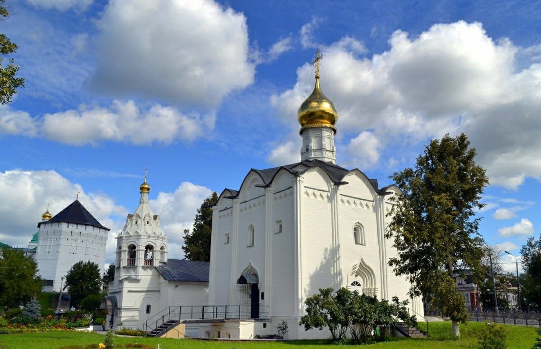 Храм введения самара. Пятницкая Церковь Сергиев Посад. Храм введения Пресвятой Богородицы в Сергиевом Посаде. Храм введения во храм Сергиев Посад. Церковь введения на Подоле.