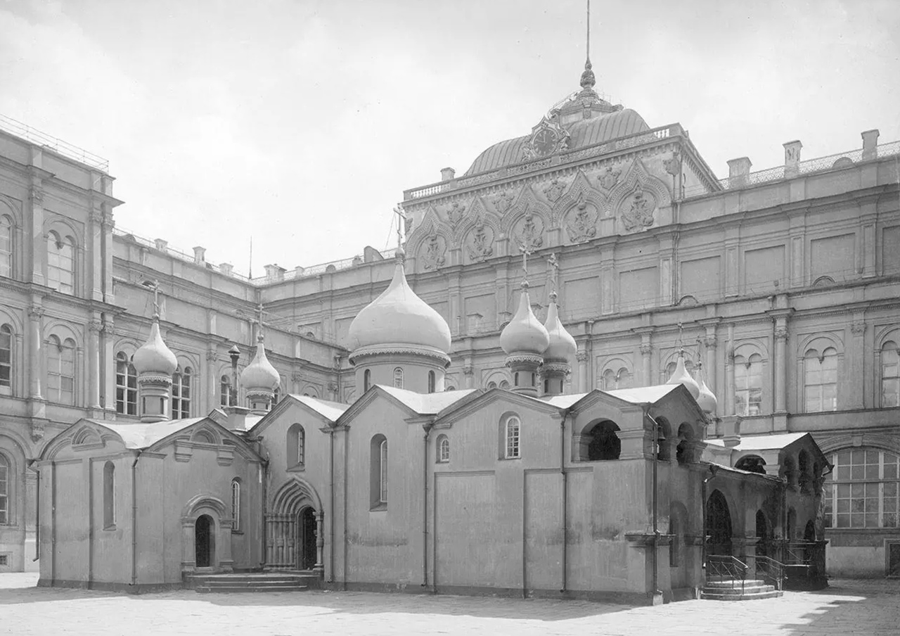 Псковские мастера возвели Благовещенский собор