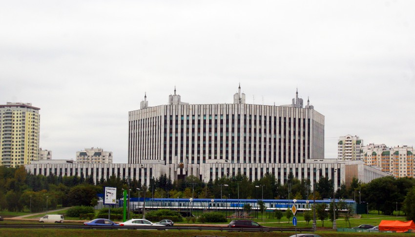 Пентагон в москве. Здание Академии генерального штаба в Москве. Академия генерального штаба Вооруженных сил Москва. Вернадского 100 Академия Генштаба. Тропарево Военная Академия генерального штаба.