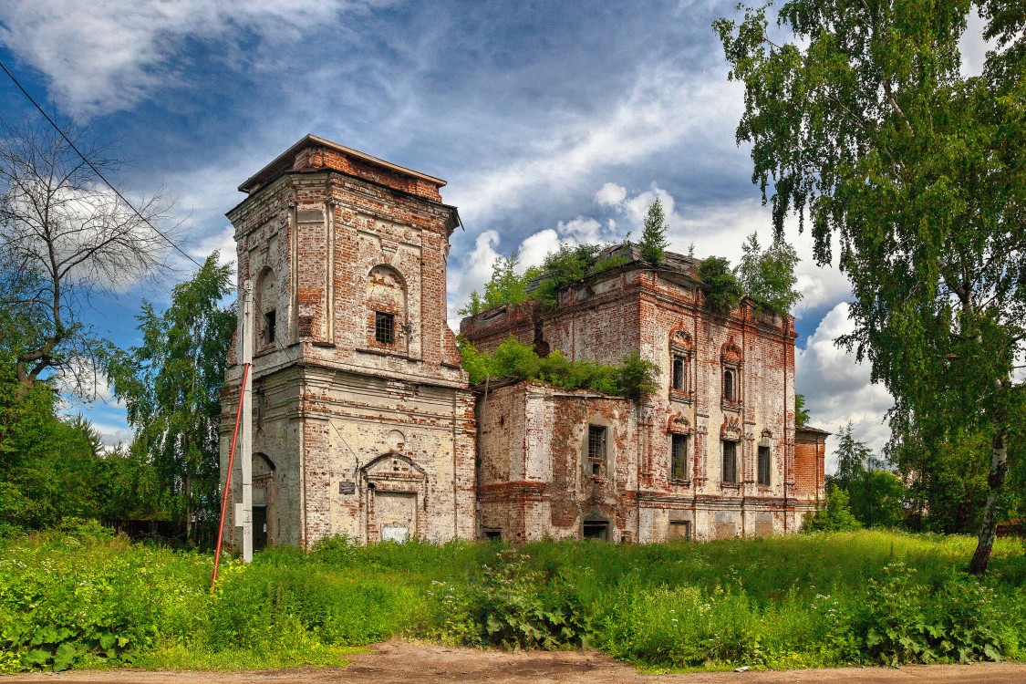 Культурные объекты села. Церковь Иоанна Богослова Вологда. Церковь Иоанна Маяковского Вологда. Церковь Иоанна Богослова в Поповке Вологда. Тотьма Иоанно Богословская Церковь.