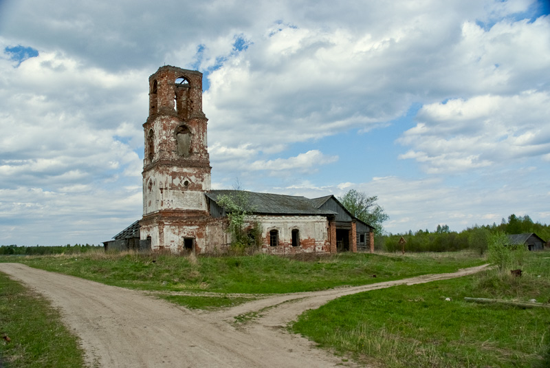 Деревня славянка. Кирилловский район Вологодская область. Село Воздвиженье Вологодская область. Городище Кирилловский район.