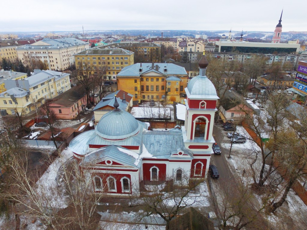 Храм архангела михаила калуга. Храм Архистратига Михаила Калуга. Архангельская Церковь Калуга. Храм Архангела Михаила Калуга Северный.