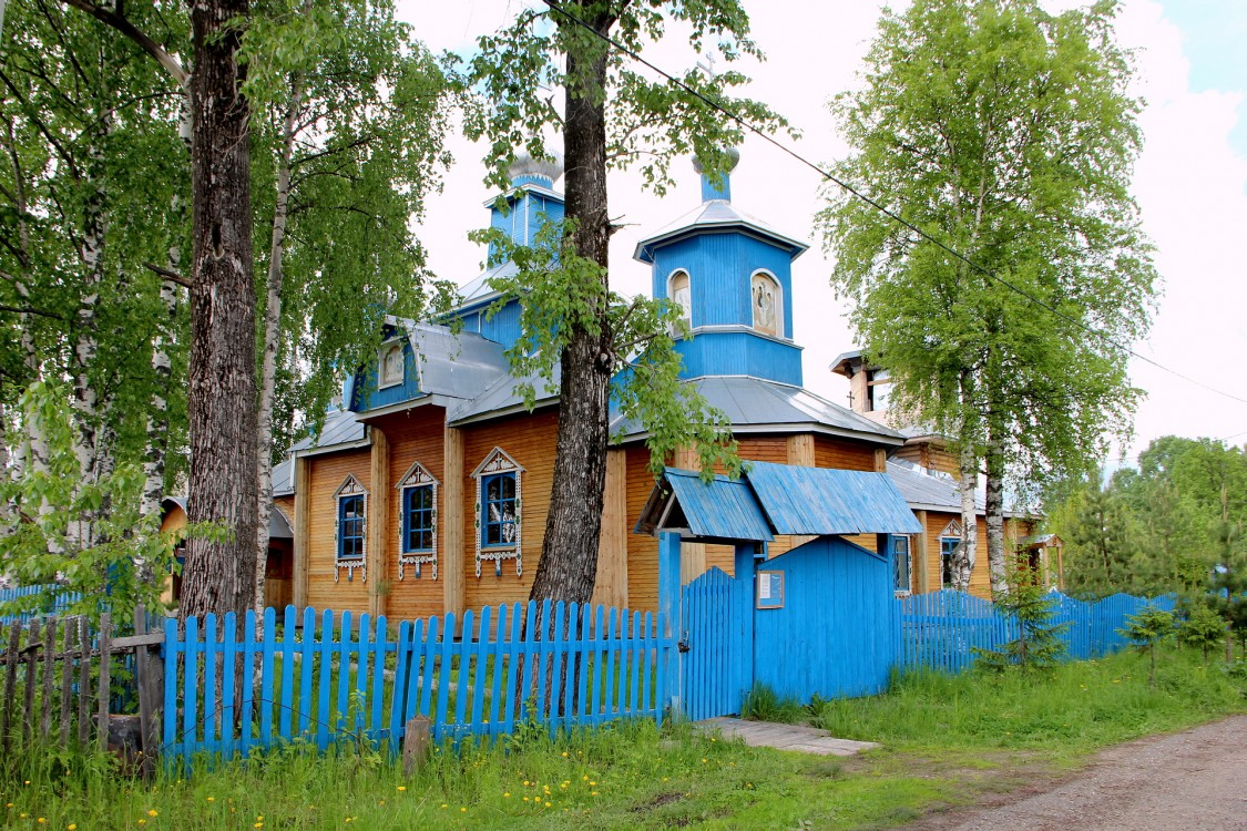 Погода п рудничный кировской. Поселок Рудничный Церковь.