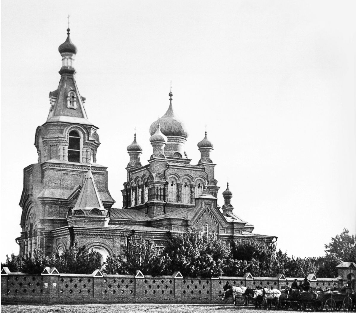 Храм на полтавской нижний. Волоколамск собор Николая Чудотворца Старая фотография.