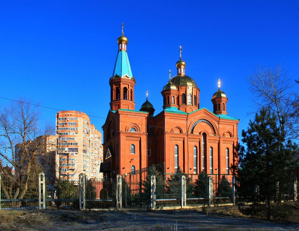 Город краснодар церковь. Храм Рождества Краснодар. Церковь Рождества Христова Краснодар. Рождественская Церковь Краснодар. Храм Рождества Христова Краснодар ЮМР.