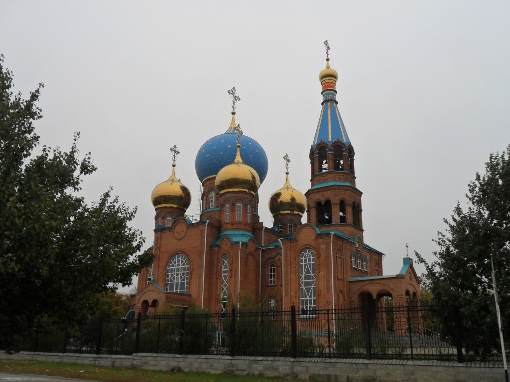 Прогноз погоды станица павловская краснодарский край. Краснодарский край Павловский район станица Павловская. Храм ст Павловская Краснодарского края. Свято-Успенский храм Павловская. Церковь Успения Пресвятой Богородицы, станица Павловская.