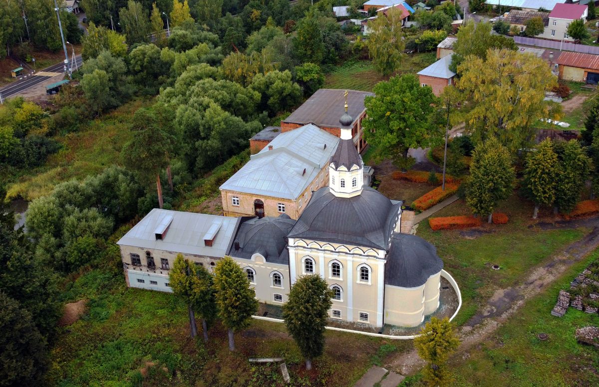 Киновия это. Храм Боголюбской иконы Божией матери Астрахань. Богоявленский храм в Опарино Сергиев Посад старые фото.