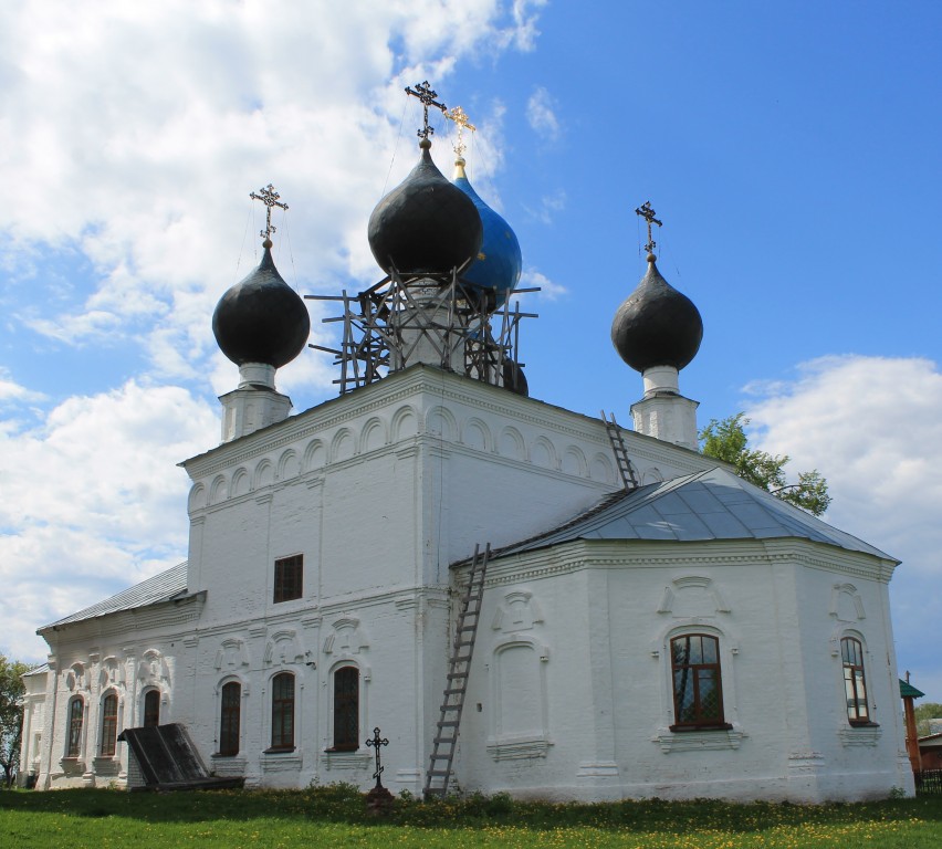 Николо погост храмы. Владимирский храм Городецкий район Нижегородская область. Нижегородская область Городецкий район Церковь иконы Божией матери. Иконы Владимирского храма в Николо-Погосте. Рубленная Церковь Николо погоста.