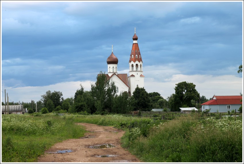 Старые поды. Церковь в Нагово Старорусский район. Нагово Новгородская область Церковь.