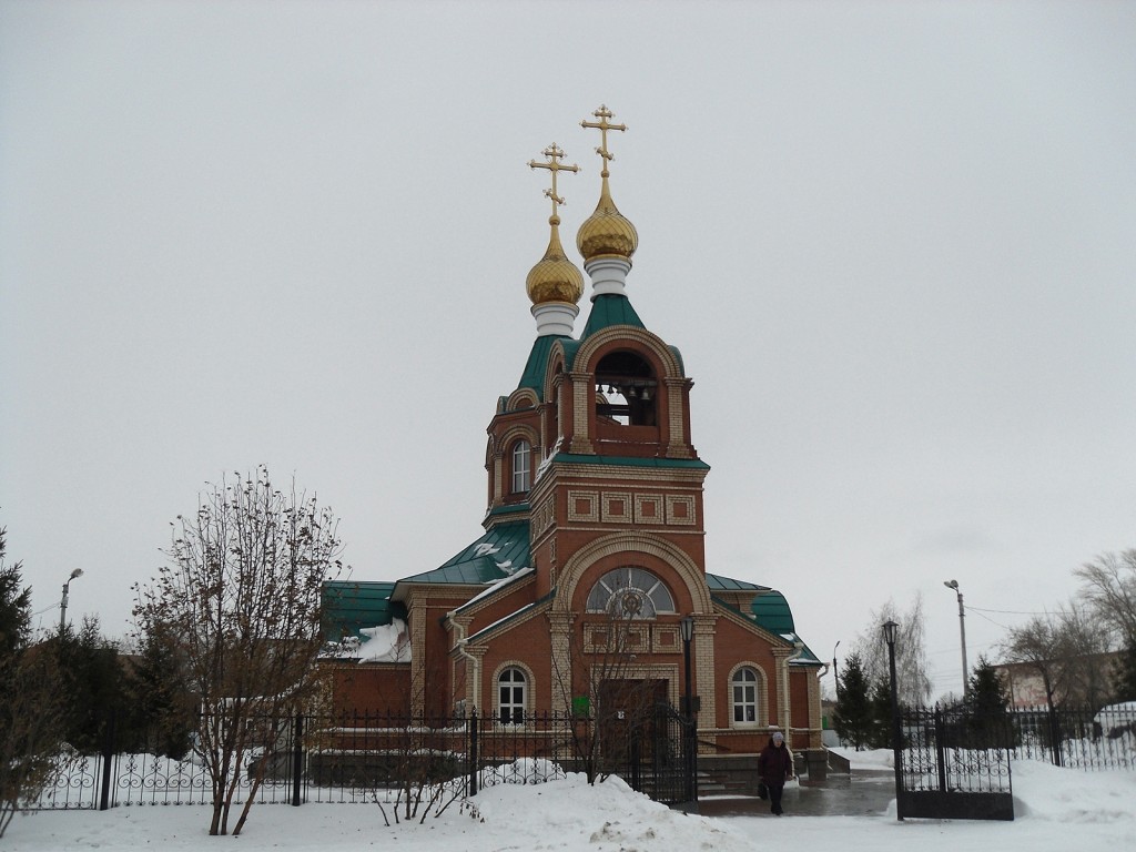 Карасук новосибирская область. Карасук храм Андрея Первозванного. Церковь в Карасуке Новосибирской области. Храм во имя апостола Андрея Первозванного Карасук. Храм князя Владимира Карасук.