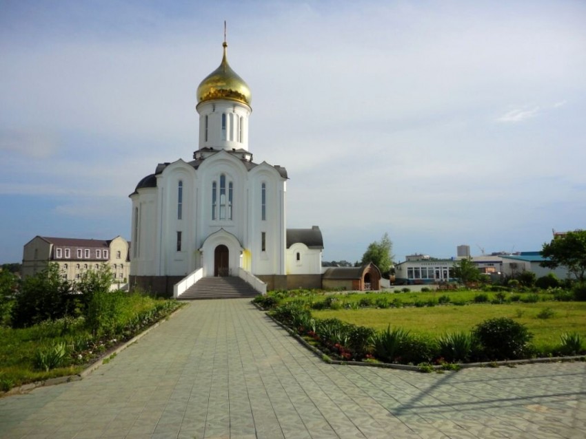 Храм новомучеников в Новосибирске