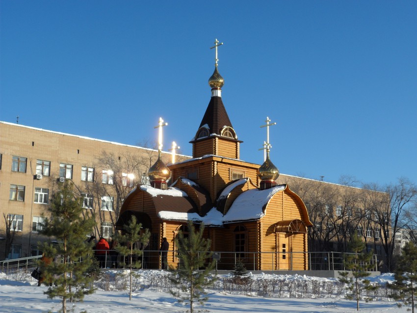 Часовни оренбурга. Часовня Оренбург. Храм 1 городская больница Оренбург. Церковь Димитрия Солунского, Оренбург, проспект Гагарина. 1 Горбольница Оренбург поликлиника Оренбург часовня.