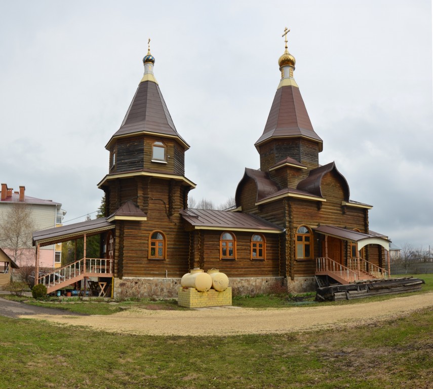 Стрелецкий орловская область. Храм Казанской иконы Божией матери в Орле. Деревянные церкви в Орловской области. Деревянная Церковь в Орле. Стрелецкие соборы.