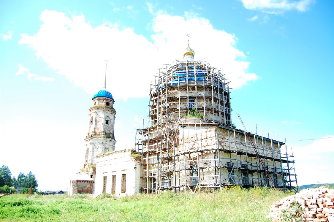 Погода в сретенском пермского края. Церковь Пермский край Оханский район. Село Острожка Оханский район. Село Острожка Пермский край. Острожка Пермский край Оханский район.