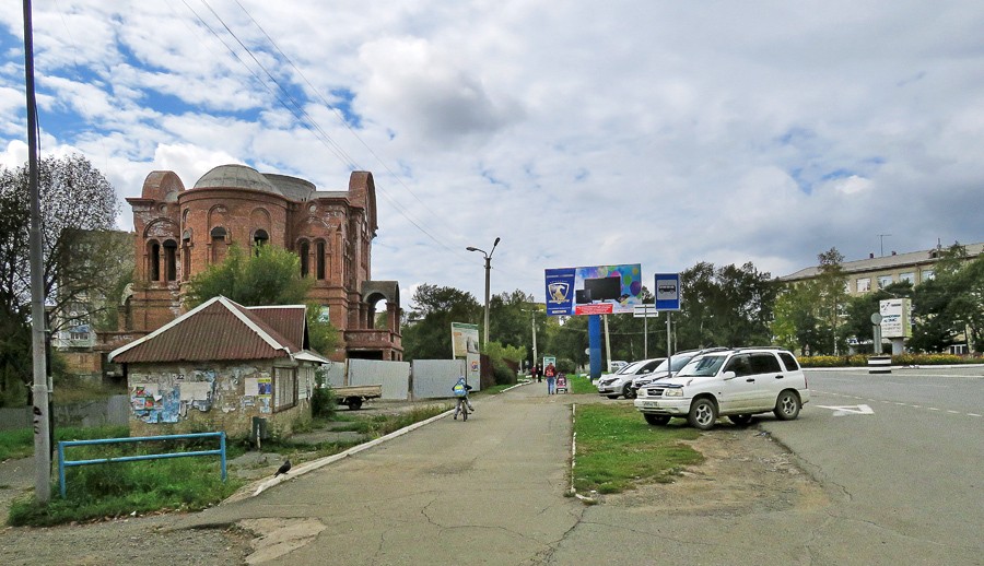 Форпост большой камень. Храм в большом Камне Приморский край. Храм Рождества Христова большой камень. Город большой камень храм апостола Петра. Белый камень Приморский край храм.