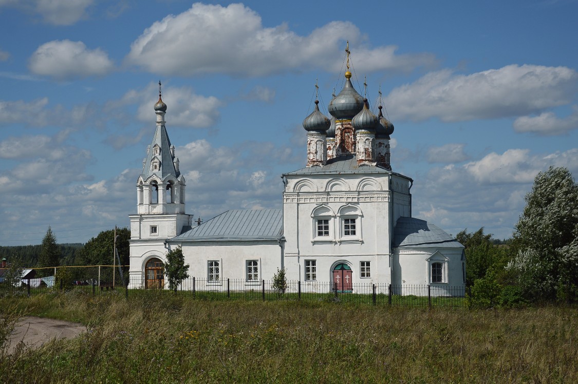 Село высокое. Церковь Иоанна Богослова Рязань. Село Липки храм Иоанна Богослова. Церковь Иоанна Богослова высокое. Село высокое Рязанская область Рязанский район.