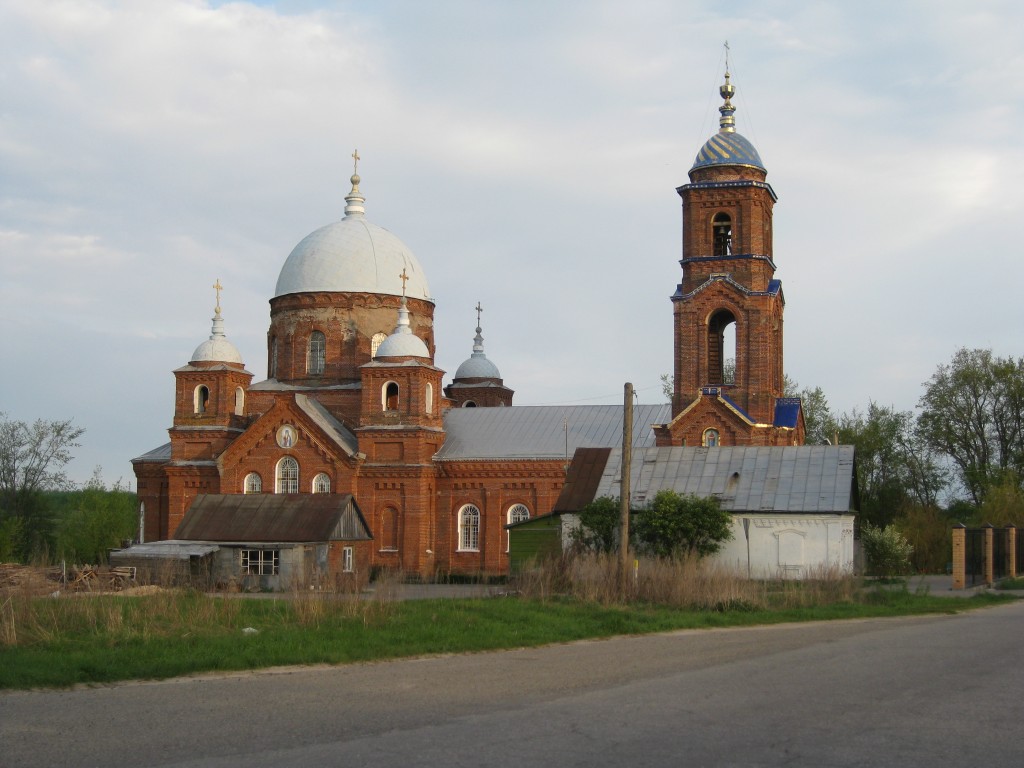 Погода мичуринск тамбовская область. Храм Гавриловка Мичуринский район. Храм Покрова Пресвятой Богородицы в селе Гавриловка. Храм Покрова Пресвятой Богородицы в Гавриловке Мичуринского района. Храм Покрова Гавриловка Тамбовская область.