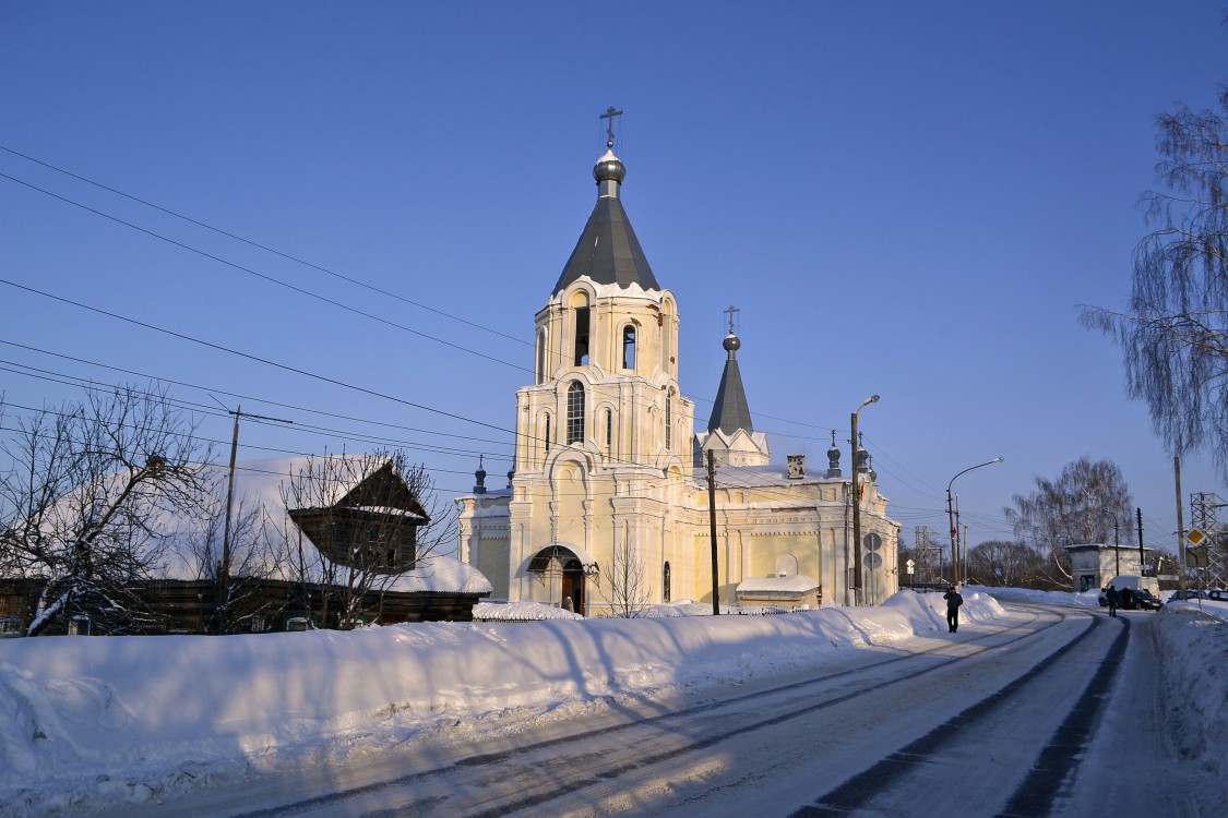 Лихославль. Церковь Успения Пресвятой Богородицы Лихославль. Лихославль Тверская область. Успенская Церковь Лихославль. Милославль Тверская область.