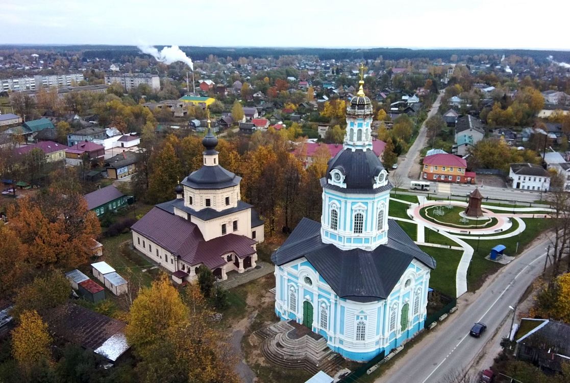 Тверской р. Торопец Тверской области. Торопец монастырь. Женский монастырь в Торопце. Тверская область Торопецкий р-н Торопец.