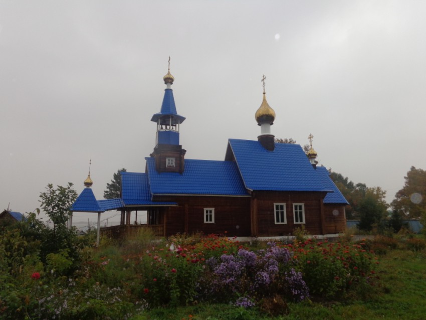 Маяк село троицкое. Село Троицкое Нанайского района храм. Храм Святой Троицы Нанайский район. Храм Святой Троицы село Троицкое Нанайский район. Троицкое Нанайский район Хабаровский край.