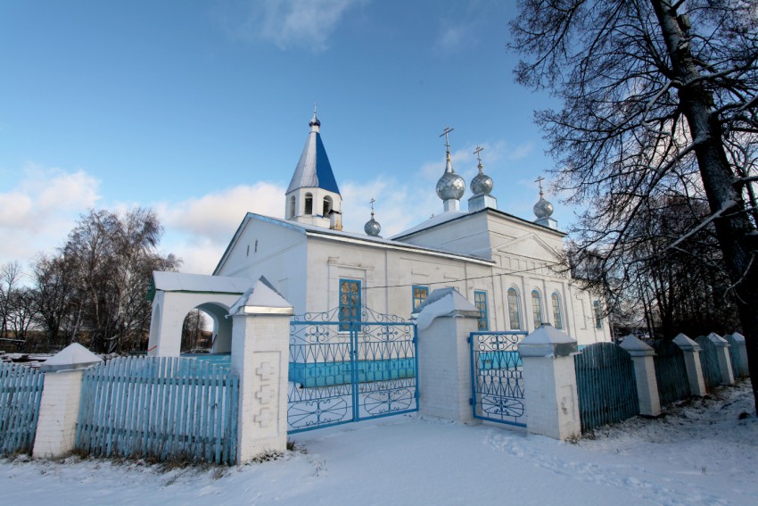 Село другого. Покров Даниловский район Ярославской области. Храм Покрова Даниловский район. Село Покров Даниловского района Ярославской области. Церковь Покрова Пресвятой Богородицы Ярославль.