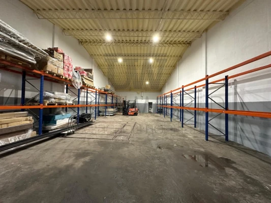 Armazém para Venda em Malveira e São Miguel de Alcainça
