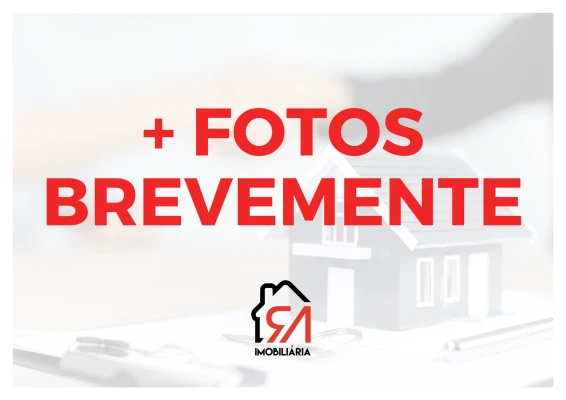 Armazém para Venda em Paços de Ferreira