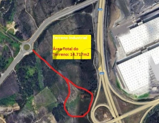 Terreno Comércio / Armazém para Venda em Campo e Sobrado