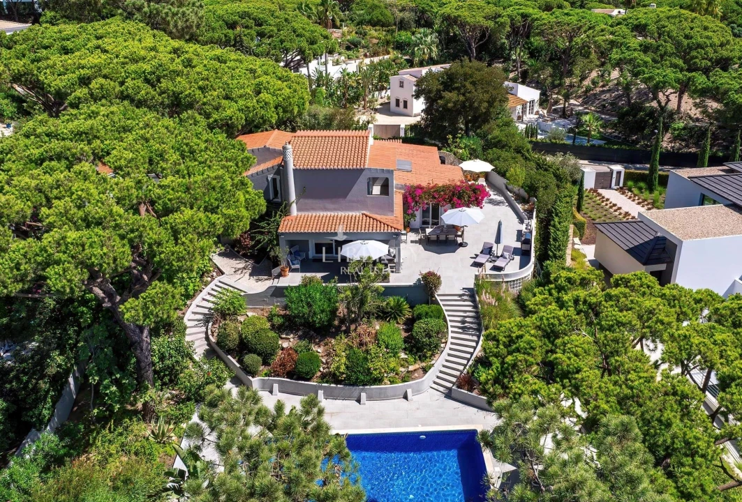 Moradia T4 para Venda em Almancil