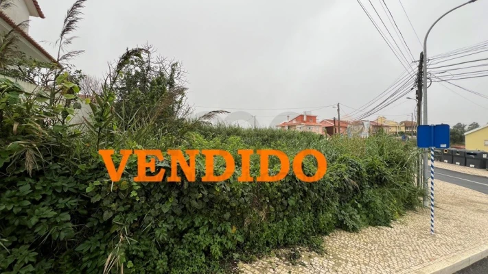 Terreno para Venda em Porto Salvo