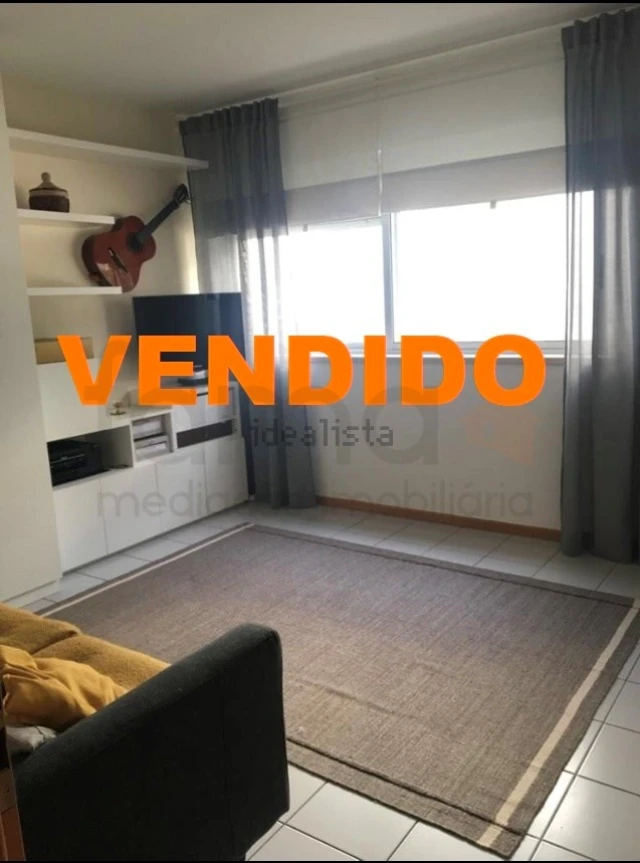 Apartamento para Venda em Porto Salvo