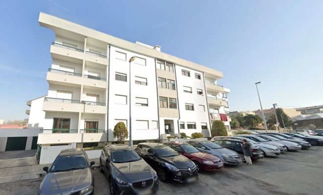 Garagem para Arrendamento em Porto