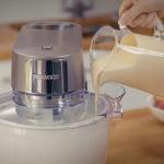 ملحق صانعة البوظة من Kenwood - بسعة 1 لتر - موديل AT957A