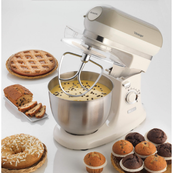 عجانة Ariete - حوض 5.5 لتر - 7 سرعات - لون كريم أو أزرق - استطاعة 600W