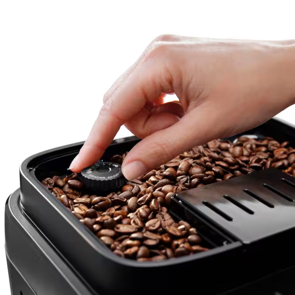 ماكينة قهوة Delonghi أوتوماتيكية - مع مطحنة بن - إسبريسو، كابوتشينو، لاتيه، ماكياتو، حليب ساخن - شاشة لمس - 15 بار - 1450W