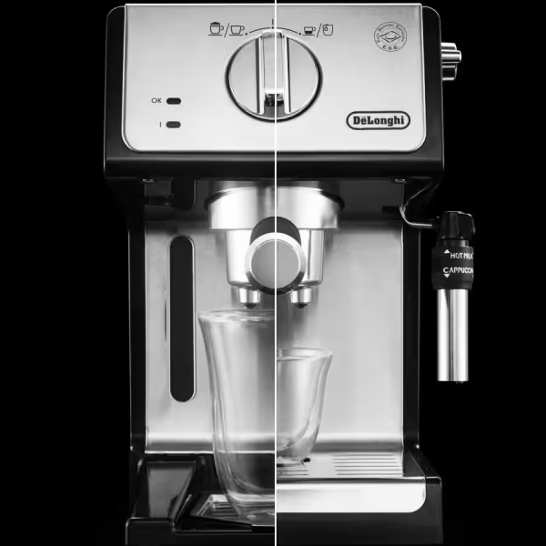 ماكينة قهوة Delonghi إسبريسو وكابوتشينو - 15 بار - أسود وكروم - 1100W