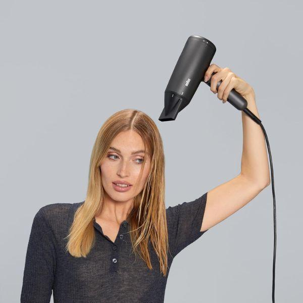 سيشوار ومصفف الشعر من Braun - مزود ب 2 من الملحقات - 3 مستويات حرارة مع هواء بارد - استطاعة 2100 واط - BRHD425SDE