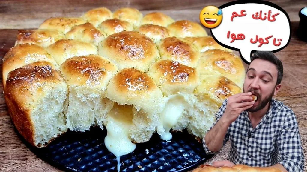 Potato bread with cheese and garlic