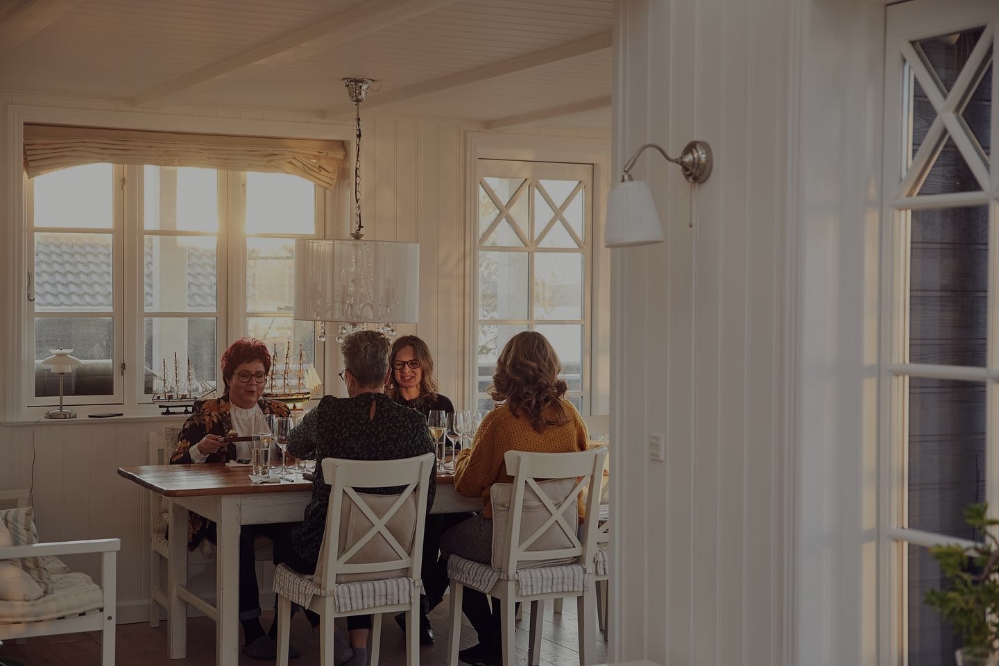 Dining Background