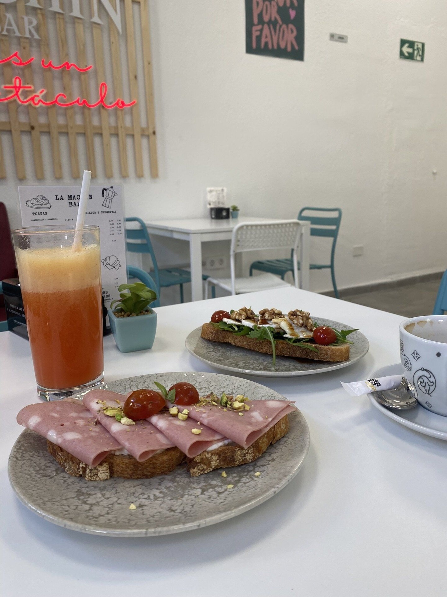 La Machin Bar