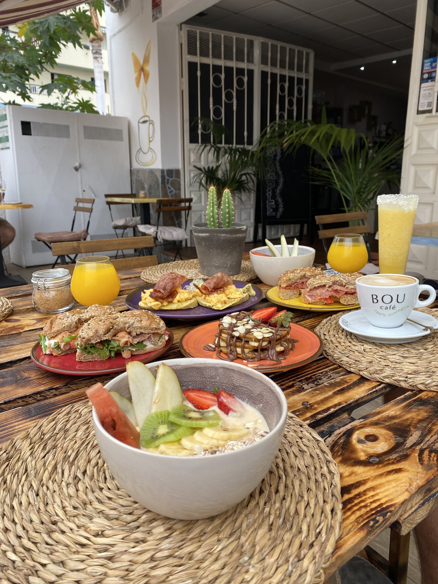 Simple coffee brunch