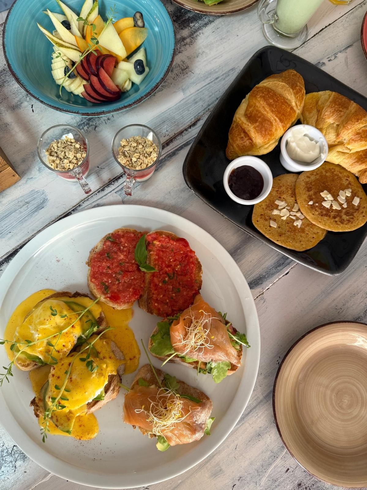 Simple coffee brunch